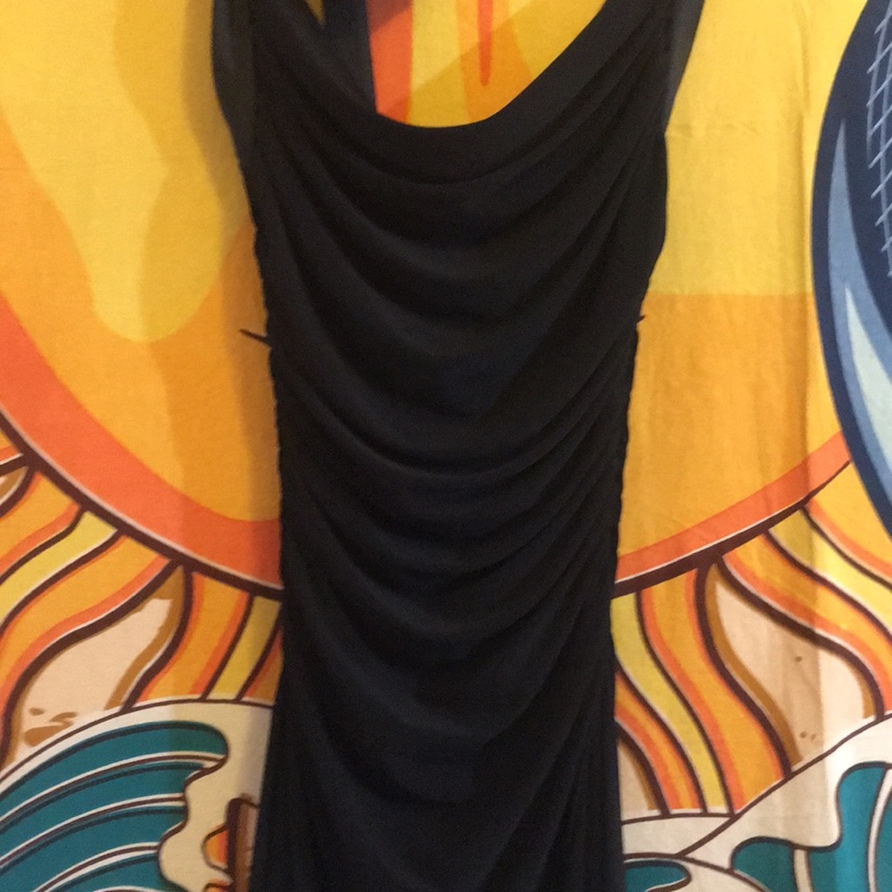 Backless black, sleeveless midi mermaid dress M